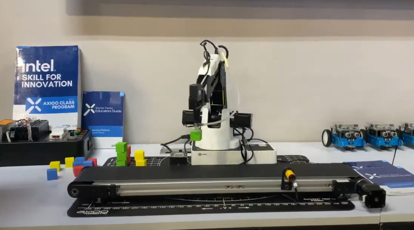 AXIOO Smart Classroom 5.0